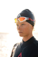 Kayenne – Schwimmbrille – Erwachsene – Rote verspiegelte Titanlinse – Grau/Rot